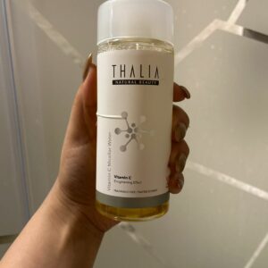 eau micellaire Éclaircissante à la vitamine c :nettoie, démaquille et illumine